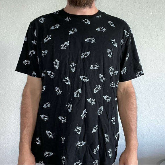 Praying hands gods plan shirt - Picture 1 of 5